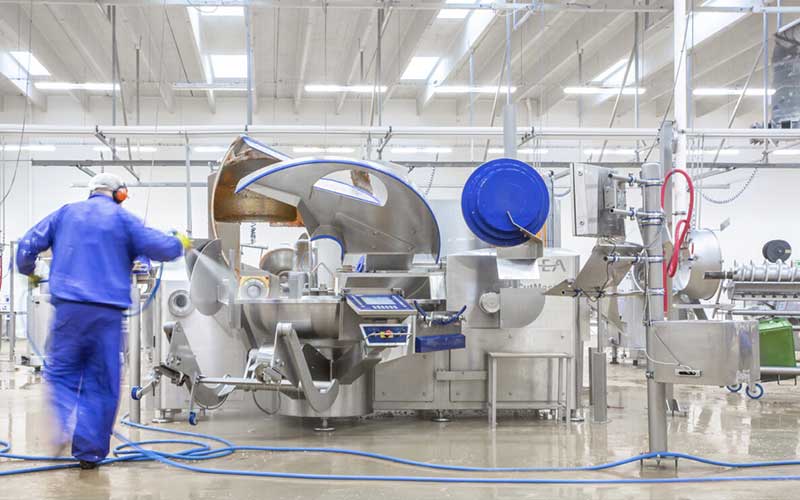 Nettoyage des chaînes de production à Casablanca