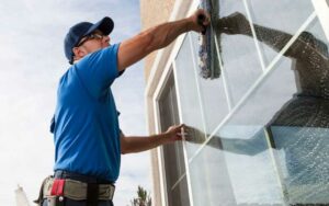 Entretien des vitres de bureaux après les vacances à Casablanca?